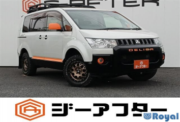 Mitsubishi Delica D:5