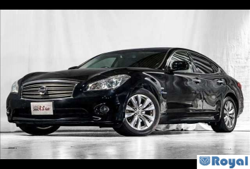Nissan Fuga Hybrid