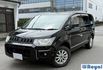 Mitsubishi Delica D:5
