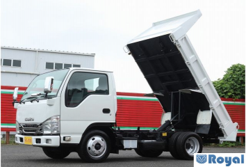 Isuzu ELF VAN