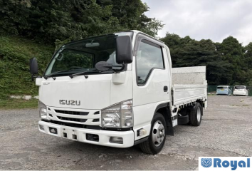 Isuzu ELF VAN