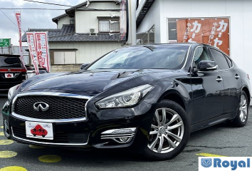 Nissan Fuga Hybrid