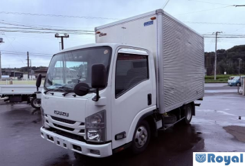 Isuzu ELF VAN
