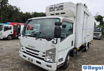 Isuzu ELF VAN