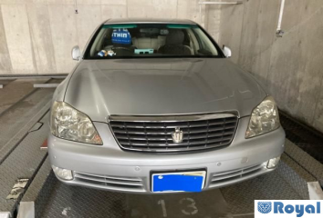 Toyota Crown Sedan
