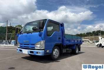 Isuzu ELF VAN