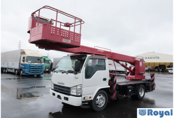 Isuzu ELF VAN