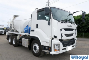 Isuzu Giga