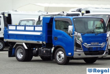 Isuzu ELF VAN