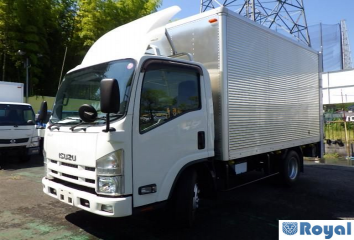 Isuzu ELF VAN