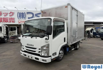Isuzu ELF VAN