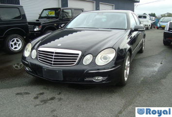 Mercedes Benz Mercedes Benz E Class Sedan