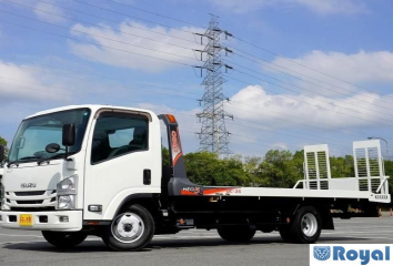 Isuzu ELF VAN