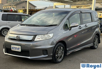 Honda Freed Spike Hybrid