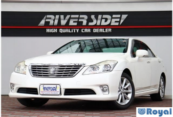 Toyota Crown Sedan