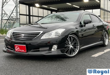 Toyota Crown Sedan