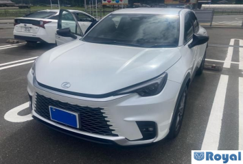 Lexus LBX