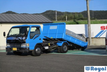 Isuzu ELF VAN