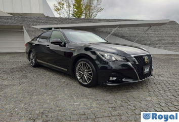 Toyota Crown Sedan