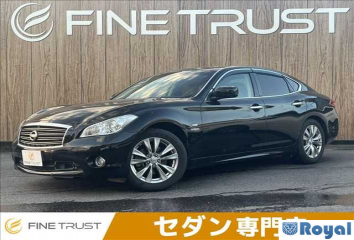 Nissan Fuga Hybrid