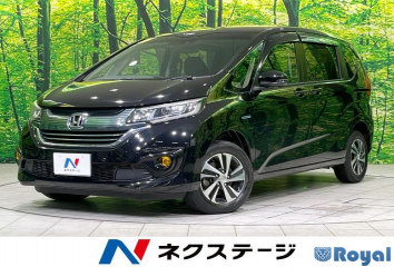Honda Freed Spike Hybrid