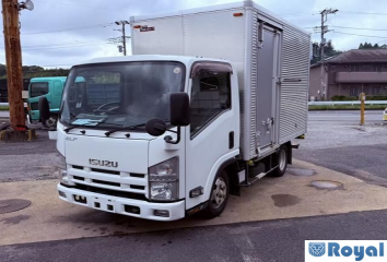 Isuzu ELF VAN