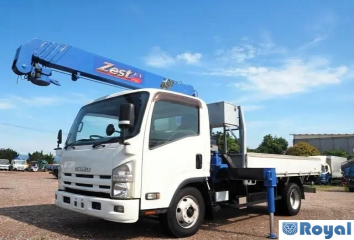 Isuzu ELF VAN