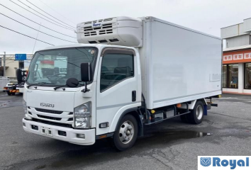 Isuzu ELF VAN