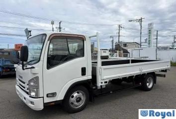 Isuzu ELF VAN