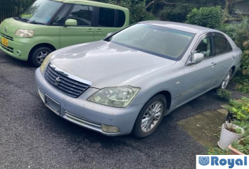 Toyota Crown Sedan