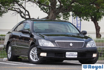 Toyota Crown Sedan