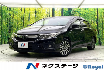 Honda Grace Hybrid