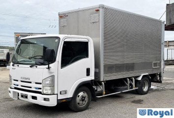 Isuzu ELF VAN