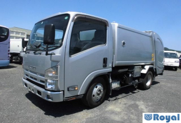 Isuzu ELF VAN