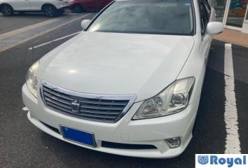 Toyota Crown Sedan