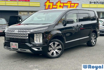 Mitsubishi Delica D:5