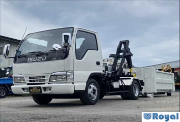 Isuzu ELF VAN