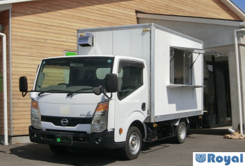 Nissan Atlas