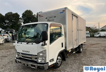 Isuzu ELF VAN
