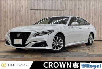 Toyota Crown Sedan