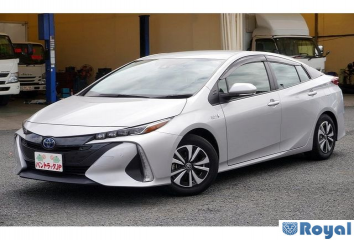 Toyota Prius PHV