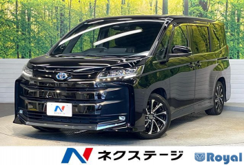 Toyota Noah Hybrid