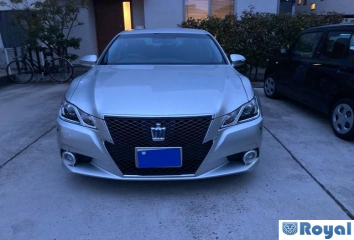 Toyota Crown Sedan