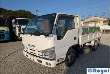 Isuzu ELF VAN