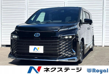 Toyota Voxy Hybrid