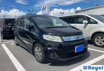 Honda Freed Spike Hybrid