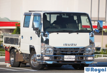 Isuzu ELF VAN