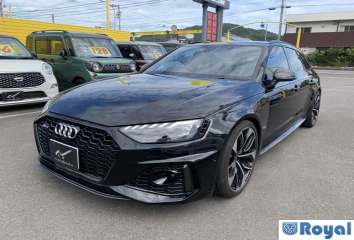 Audi RS4