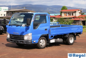 Isuzu ELF VAN