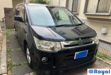 Mitsubishi Delica D:5